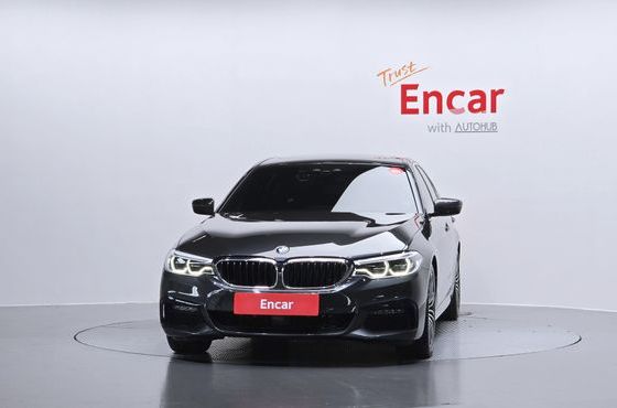 BMW 5-Series 530i M Sport Package Plus — пробег 64 122 км — фото 3 из 5