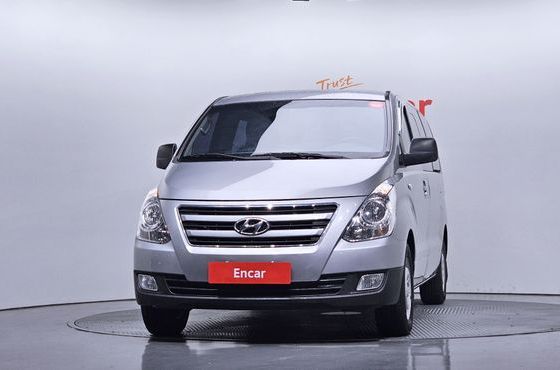 Hyundai Starex 5-Seater VAN Smart — пробег 75 803 км — фото 3 из 5