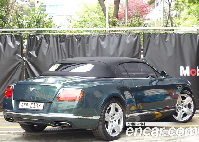 Bentley Continental 6.0 GTC — пробег 97 037 км — фото 3 из 5