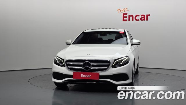 Mercedes-Benz E-Class из Кореи Encar