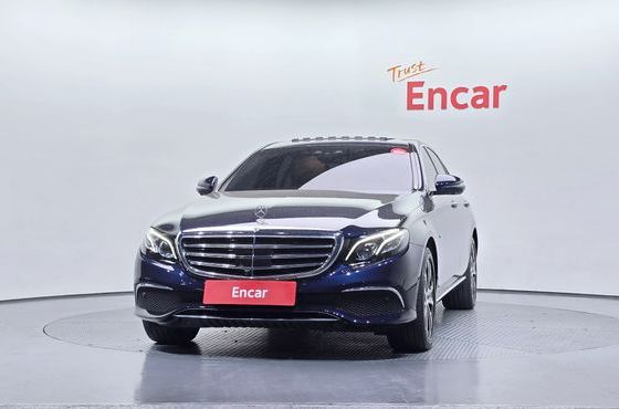 Mercedes-Benz E-Class E300e 4MATIC Exclusive — пробег 139 897 км — фото 3 из 5