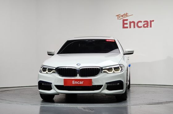 BMW 5-Series 530i M Sport Package Plus — пробег 49 240 км — фото 3 из 5