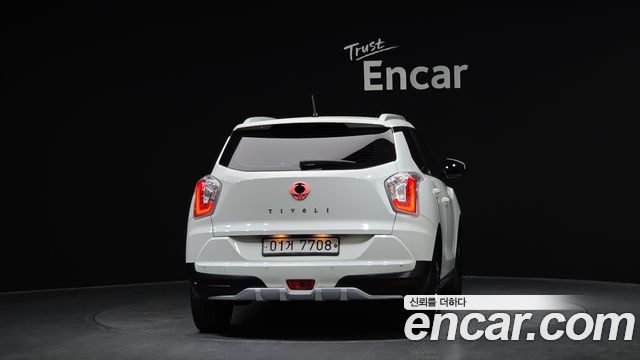 Ssangyong TIBOLI из Кореи Encar