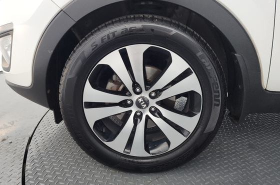 Kia Sportage Diesel 2WD TLX Deluxe — пробег 221 948 км — фото 5 из 5
