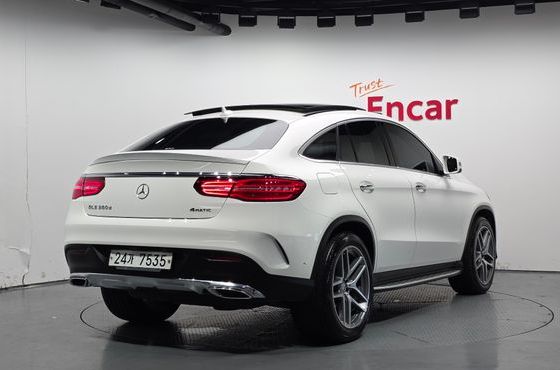 Mercedes-Benz GLE-Class GLE350 d 4MATIC Coupe — пробег 71 633 км — фото 2 из 5