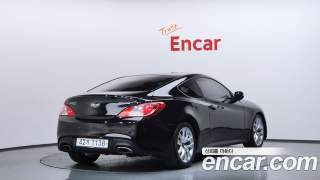 Hyundai Genesis из Кореи Encar