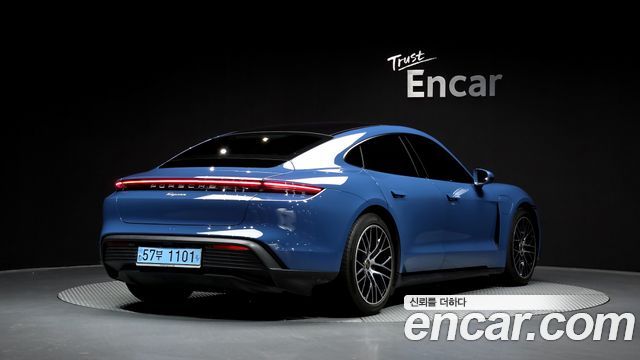Porsche Taycan Base — пробег 22 436 км — фото 2 из 5