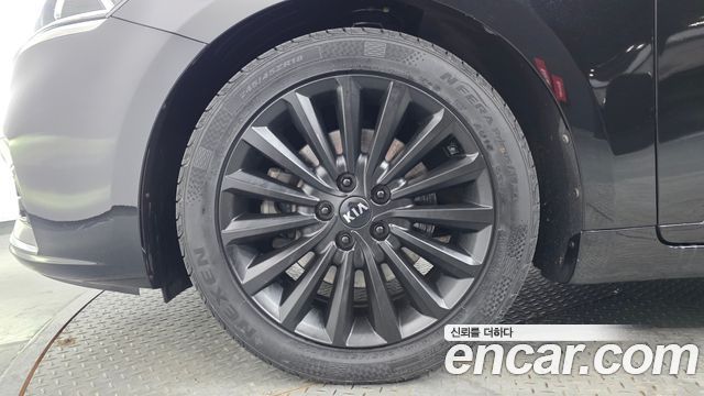 Kia K7 из Кореи Encar