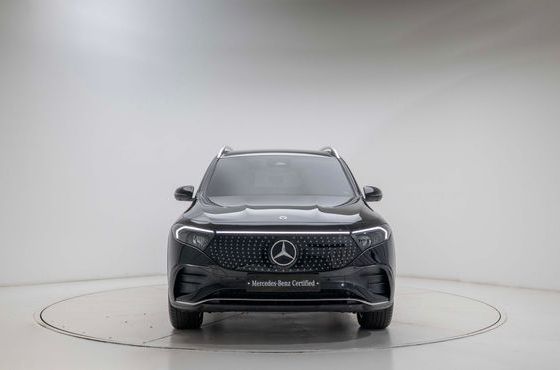 Mercedes-Benz EQB EQB300 4MATIC — пробег 7 520 км — фото 3 из 5