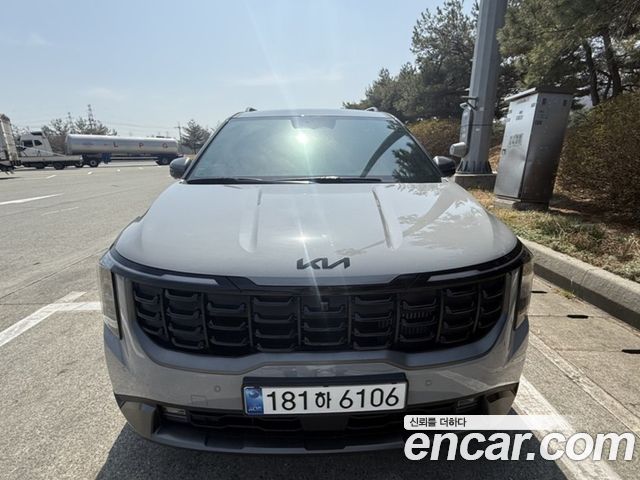 Kia Carnival HEV 7-Seater X Line — пробег 13 500 км — фото 3 из 5