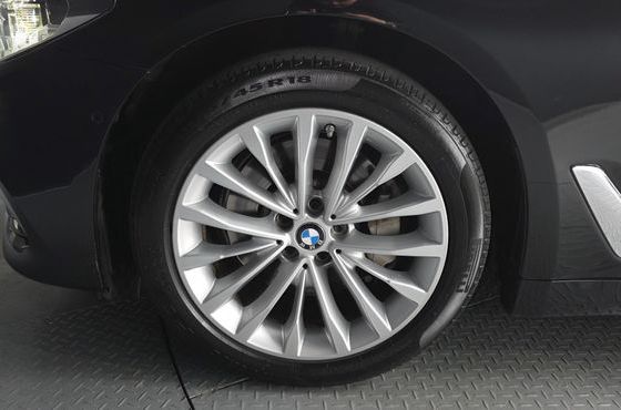 BMW 5-Series 530i xDrive Luxury Plus — пробег 64 514 км — фото 5 из 5