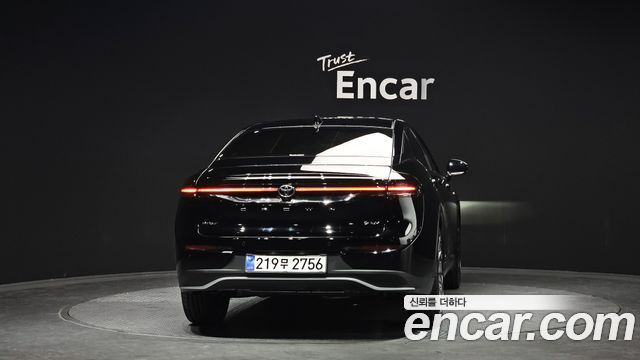 Toyota Crown из Кореи Encar