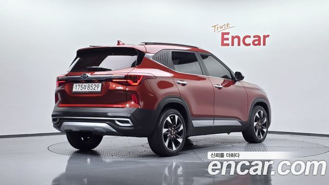 Kia Seltos из Кореи Encar