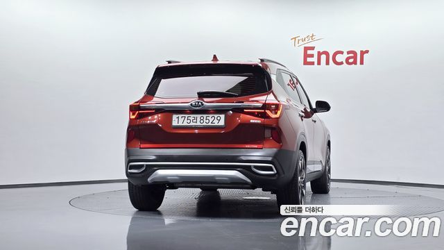 Kia Seltos из Кореи Encar