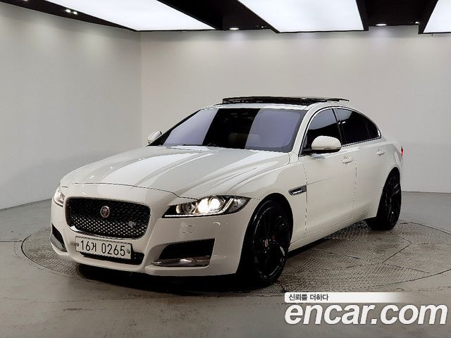 Jaguar XF 20d Prestige — пробег 164 000 км — фото 1 из 5