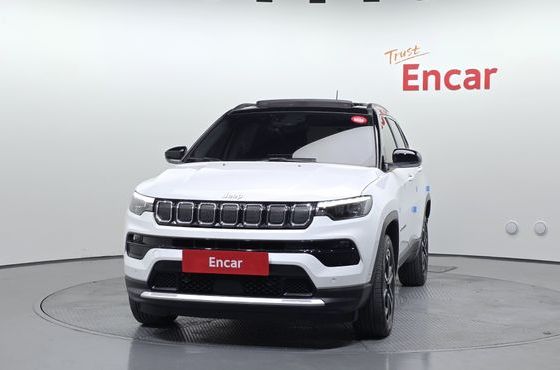 Jeep Compass 2.4 Limitied AWD — пробег 41 827 км — фото 3 из 5