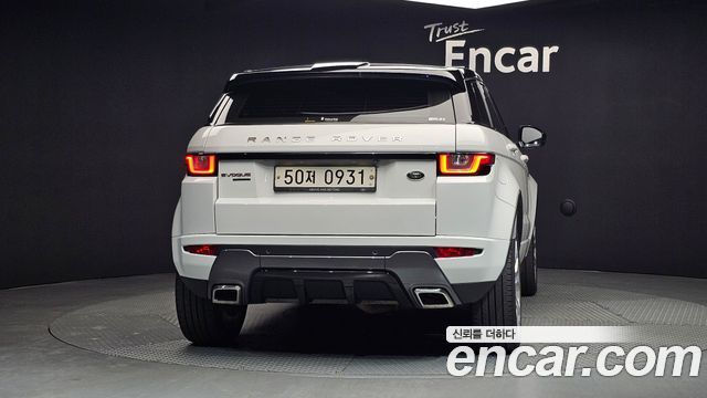 Land Rover Range Rover Evoque 2.0 TD4 HSE Dynamic — пробег 149 525 км — фото 4 из 5