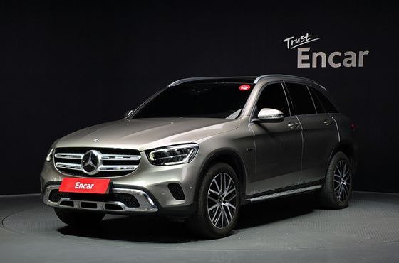 Mercedes-Benz GLC-Class GLC300e 4MATIC — пробег 76 593 км — фото 1 из 5