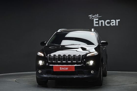 Jeep Cherokee 2.4 Longitude AWD — пробег 62 538 км — фото 3 из 5