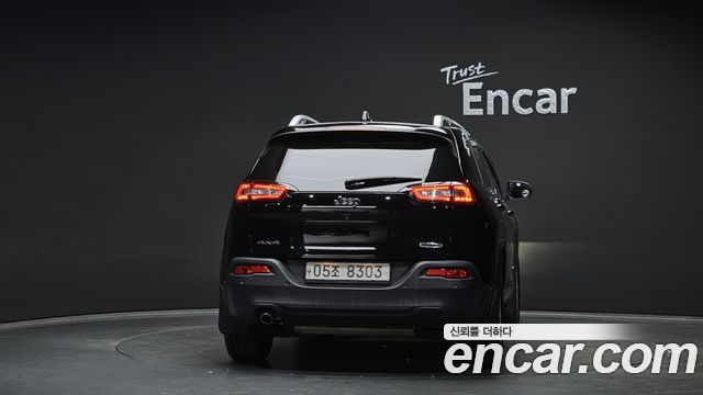 Jeep Cherokee из Кореи Encar