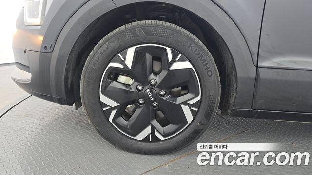 Kia Niro Air — пробег 5 290 км — фото 5 из 5