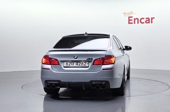 BMW M5 M5 Sedan — пробег 57 565 км — фото 4 из 5