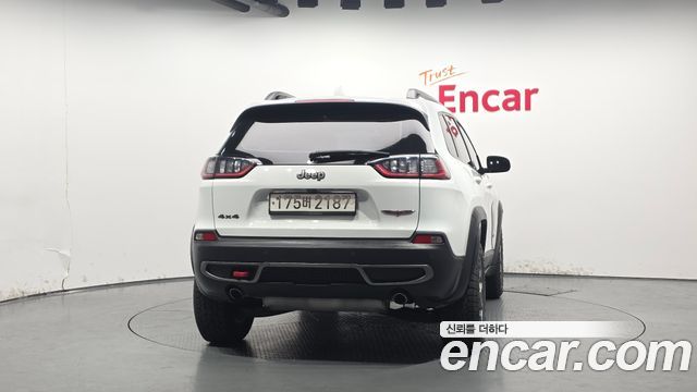 Jeep Cherokee 3.2 Trailhawk AWD — пробег 66 809 км — фото 4 из 5