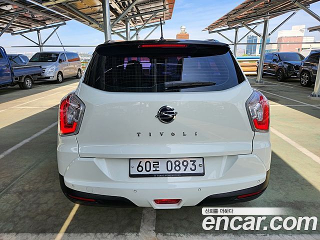 Ssangyong TIBOLI из Кореи Encar