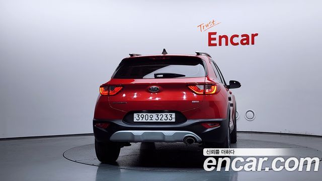 Kia Stonic из Кореи Encar