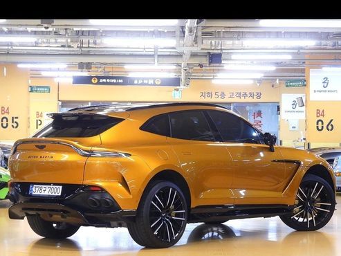 Astonmartin DBX 4.0 V8 707 — пробег 4 900 км — фото 2 из 5