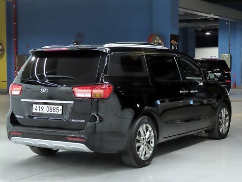Kia Carnival 7-seater Limousine VIP — пробег 206 190 км — фото 2 из 5