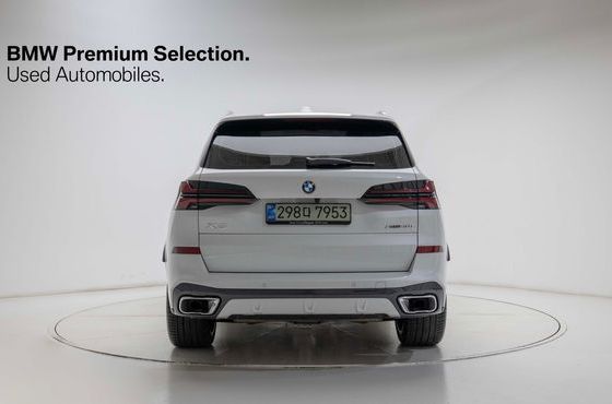 BMW X5 xDrive 40i M Sport — пробег 4 489 км — фото 4 из 5