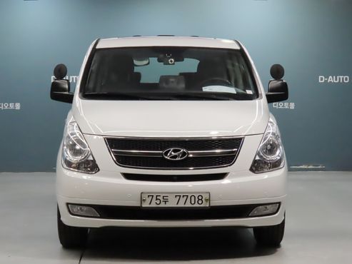 Hyundai Starex 11-Seater Wagon CVX Premium — пробег 167 197 км — фото 2 из 5