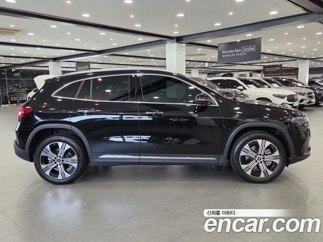 Mercedes-Benz EQA из Кореи Encar