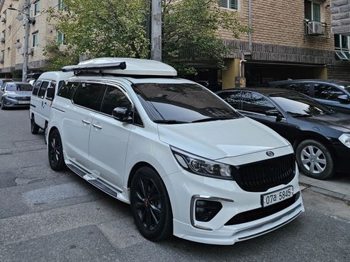 Kia Carnival 9-Seater Noblesse — пробег 136 000 км — фото 3 из 5