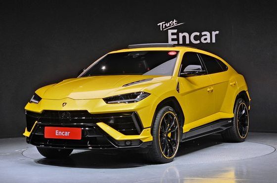Lamborghini Urus 4.0 V8 S — пробег 7 875 км — фото 1 из 5