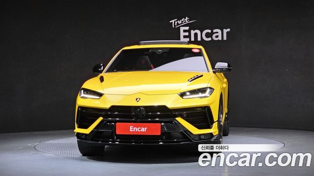Lamborghini Urus из Кореи Encar