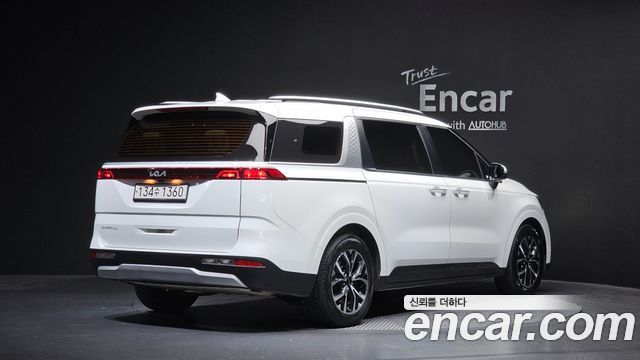 Kia Carnival из Кореи Encar