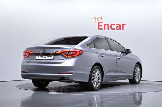 Hyundai Sonata 2.0 Smart — пробег 121 374 км — фото 2 из 5