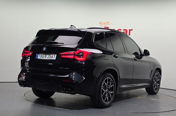 BMW X3 xDrive 20i M Sport — пробег 32 217 км — фото 2 из 5