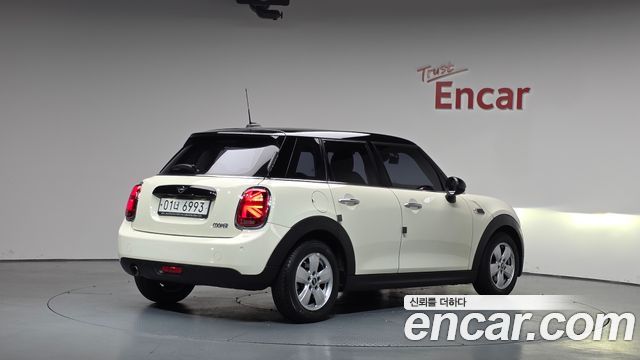 Mini Cooper из Кореи Encar