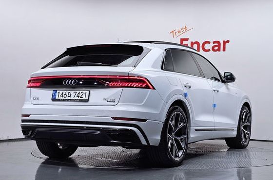 Audi Q8 50 TDI Quattro Premium — пробег 61 252 км — фото 2 из 5