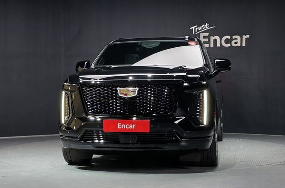Cadillac Escalade 6.2 ESV ESV Sports Platinum — пробег 6 230 км — фото 3 из 5