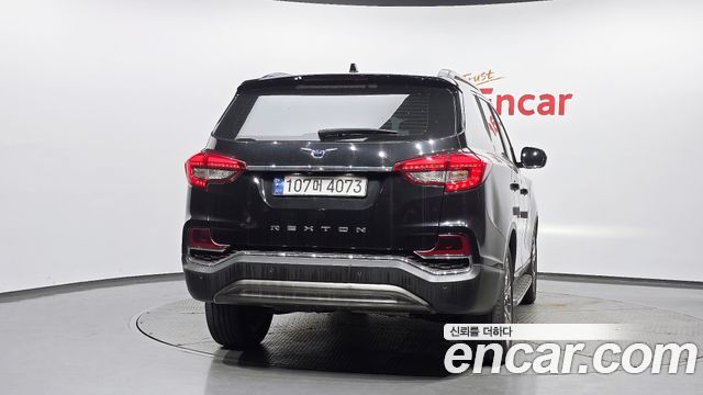 Ssangyong Rexton из Кореи Encar