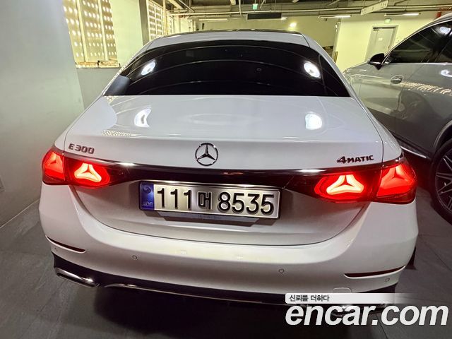 Mercedes-Benz E-Class E300 4MATIC AMG Line — пробег 1 320 км — фото 5 из 5