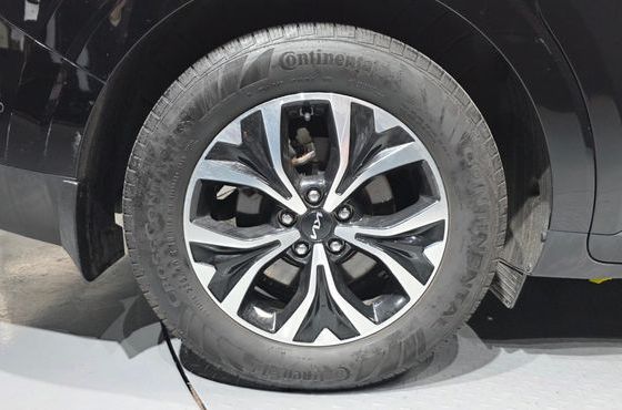 Kia Carnival 11-Seater Signature — пробег 57 869 км — фото 5 из 5