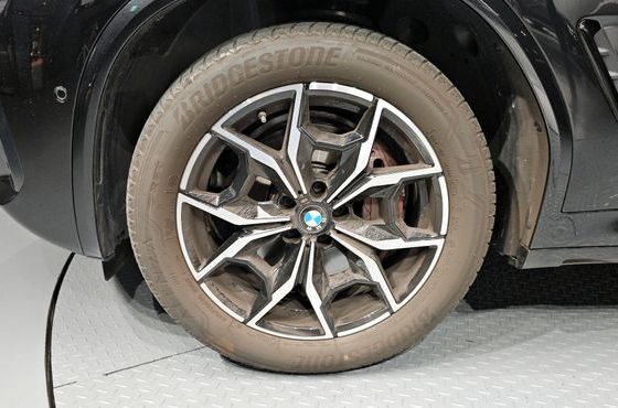 BMW X3 xDrive 20i M Sports Pro — пробег 9 600 км — фото 5 из 5