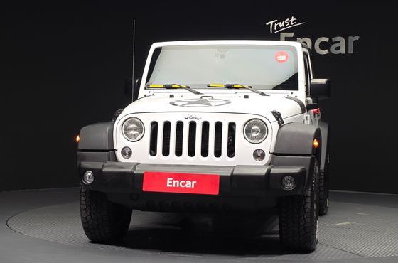 Jeep Wrangler 3.6 Sport 2Door — пробег 83 792 км — фото 3 из 5