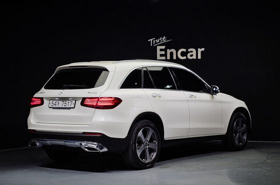 Mercedes-Benz GLC-Class GLC220 d 4MATIC Premium — пробег 98 559 км — фото 2 из 5