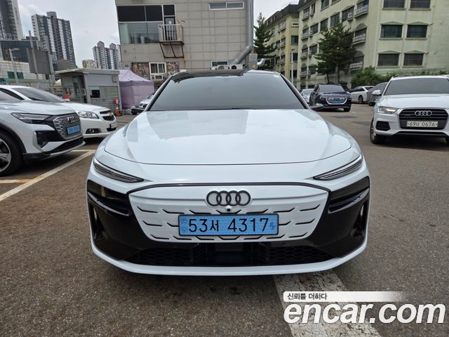 Audi A6 e-Tron Performance S Line Black Edition — пробег 3 900 км — фото 4 из 5